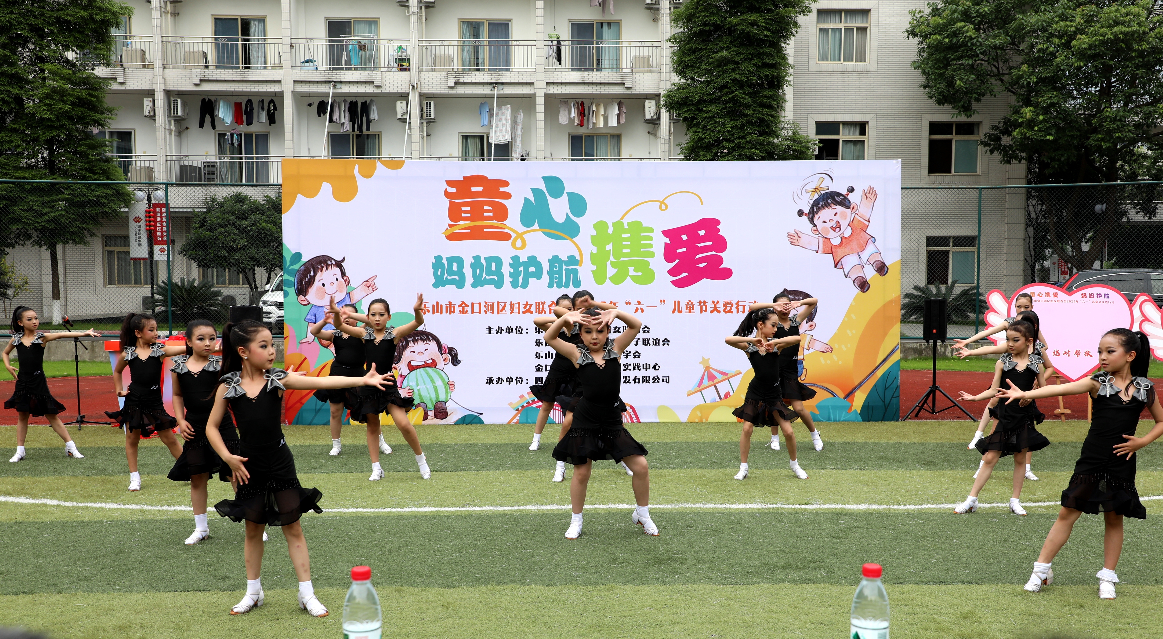 eabedf1c4f3a45fc9571cd5d917e2a41.jpg